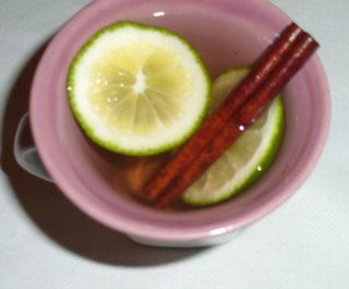 Unsweetened cinnamon tea with lemon slices